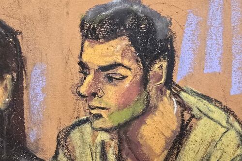 Luigi Mangione, acusado de matar al CEO de UnitedHealthcare, ‘librará’ pena de muerte si es culpable