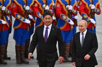Mongolia recibe a Putin con alfombra roja: ¿Por qué ignoró orden de arresto contra presidente ruso?