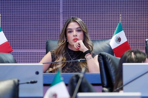 Esposa del gobernador de SLP no descarta buscar la gubernatura en 2027: ‘Mi partido no lo prohíbe’
