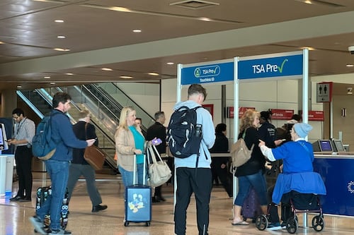 Ármate de paciencia si viajas a EU las próximas vacaciones: Revisiones y cruces llevarán horas