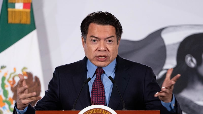 SEP acuerda regular el uso de celulares en escuelas: ‘Por una educación con menos pantallas’