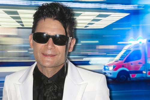 Corey Feldman es hospitalizado tras emergencia médica en vuelo: ¿Qué le pasó al actor de ‘Gremlins’?