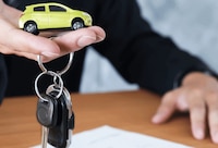 Ventas de vehículos ‘caen en un bache’en el primer semestre