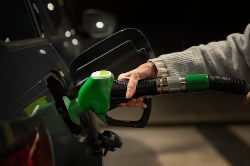 Producción de gasolinas aumenta 12.7% en abril, su menor dinamismo en 1 año