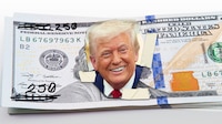 ¿Traerá abundancia? EU presiona para imprimir nuevo billete de 250 dólares con la cara de Trump