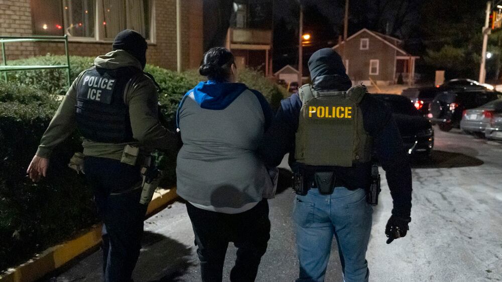 De a 5 mil por semana: Donald Trump dispara la detención de migrantes en solo 15 días