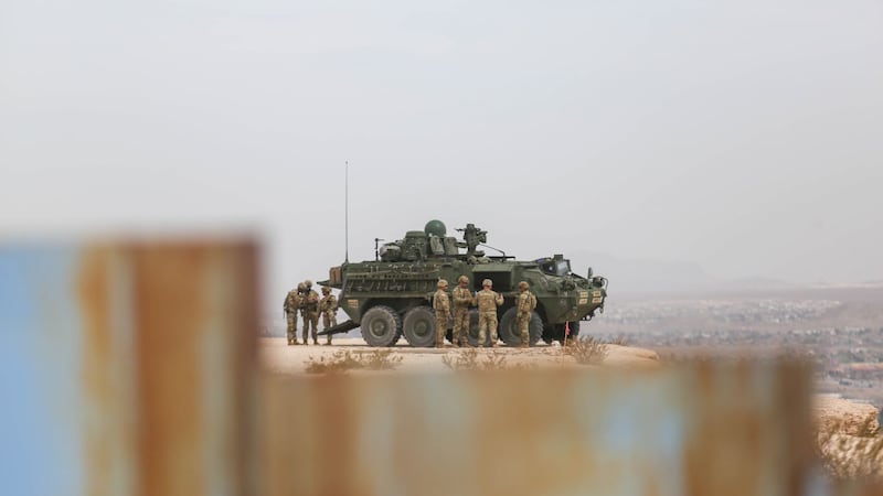 Refuerzan seguridad en frontera de México con EU: Envía más de mil soldados a Tijuana y Ciudad Juárez