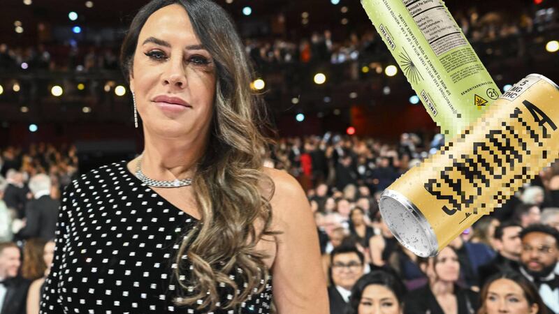 ‘Diablos, señorita’: Karla Sofía Gascón se ‘droga’ por error con refresco que le regalaron en los Oscar