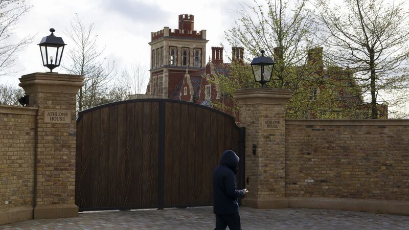 Opositores rusos de Putin piden levantar sanciones a millonarios que critican invasión a Ucrania