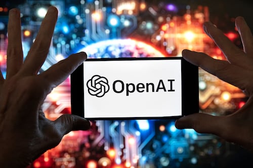OpenAI ‘le pone hielo’ a la IA: Retrasa su modelo más reciente por temas de seguridad