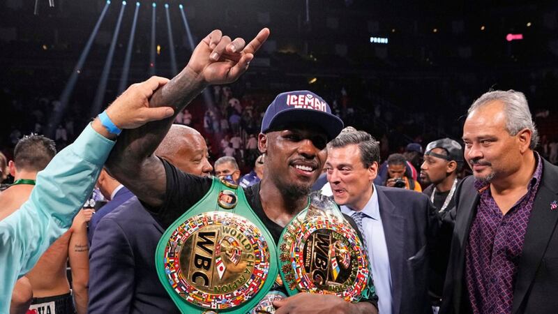 Jermall Charlo pierde sin subir al ring: ¿Por qué el CMB le quitó el cinturón que le interesaría a ‘Canelo’?