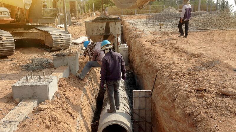 Ahí va el agua potable: Instalarán red de drenaje y suministro en Vinton, Texas