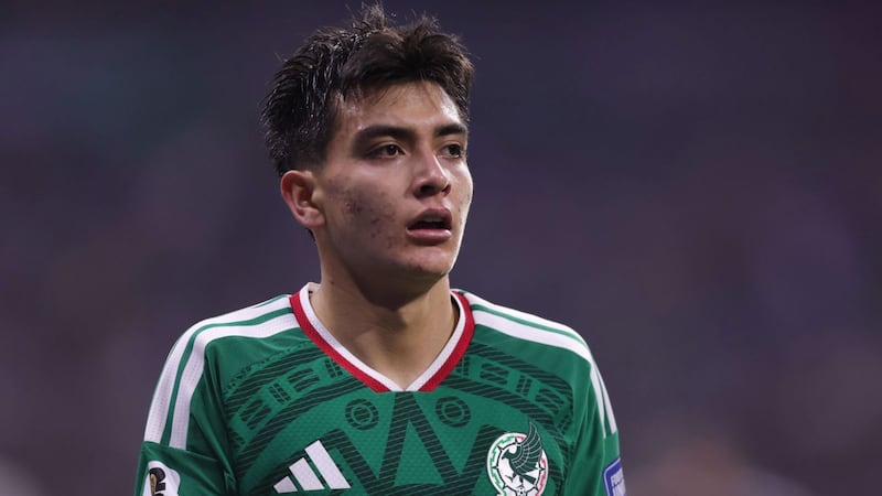 Barcelona y Real Madrid le ‘echan el ojo’ a Gil Mora, reportan desde España