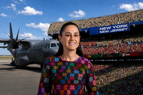 Sheinbaum viajará en avión de la Sedena a la final del Mundial 2026 en NY: ¿Cuándo regresa a México?