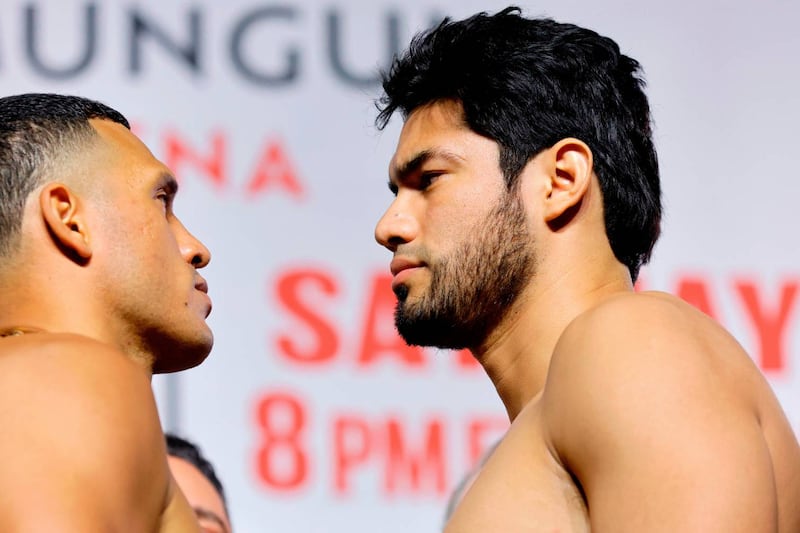 ‘Zurdo’ Ramírez abandonó en camilla la Arena: ¿Cuál es su estado de salud tras pelea contra Benavidez?
