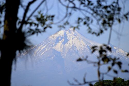 Alpinistas perdidos en el Pico de Orizaba: Muere Jessica tras ser rescatada; hay 2 desaparecidos