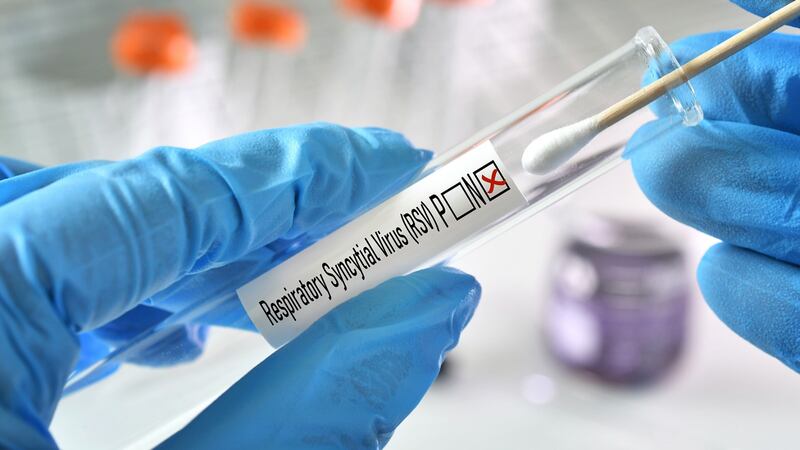 Casos de virus sincicial respiratorio incrementan en México; CDMX y Edomex los más afectados