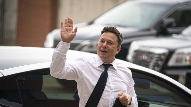 Elon Musk obtiene 7,100 millones de dólares en financiamiento para Twitter