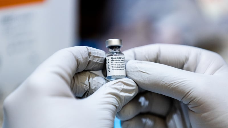 ‘Bara, bara’: Pfizer venderá medicamentos y vacunas a bajo precio a 45 países pobres