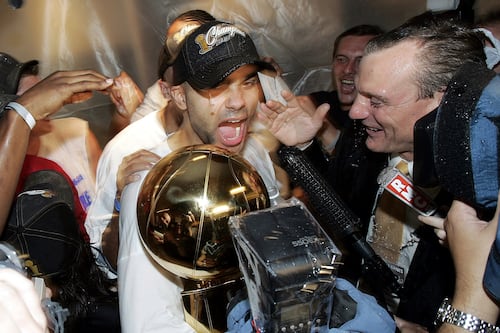 Tony Parker, quien ganó 168 mdd en su carrera en la NBA, ahora da lecciones de inversión