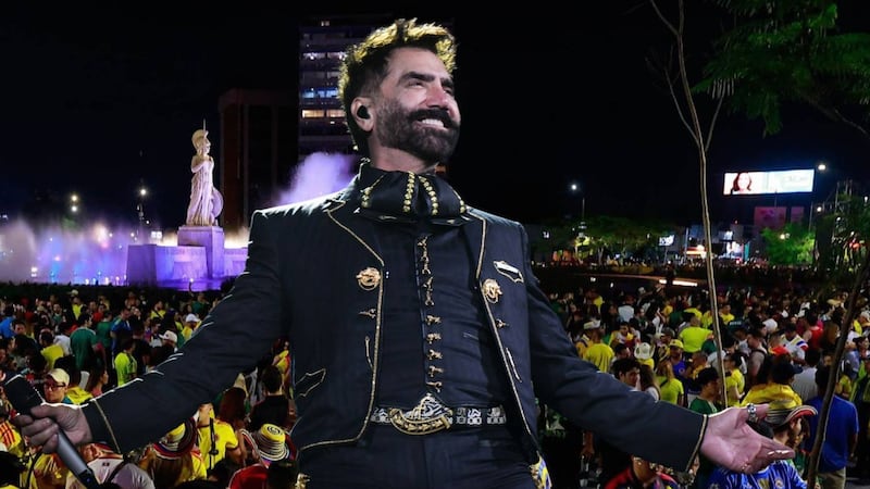 ¡Con Julión Álvarez y Alfredo Olivas! Lo que debes saber del concierto gratis de Alejandro Fernández en La Minerva
