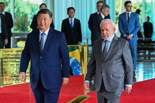 ‘Siempre hay que estar juntos’: Xi Jinping y Lula acuerdan reforzar cooperación en comercio