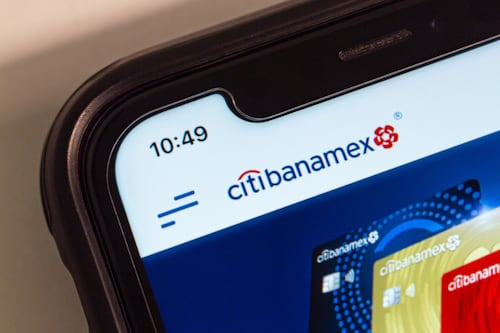 Primero el Internet, ahora el banco: ¿Qué fallas reportan en la app de Banamex?