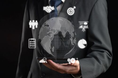 Proyecta FMI menor crecimiento mundial y prevé más riesgos