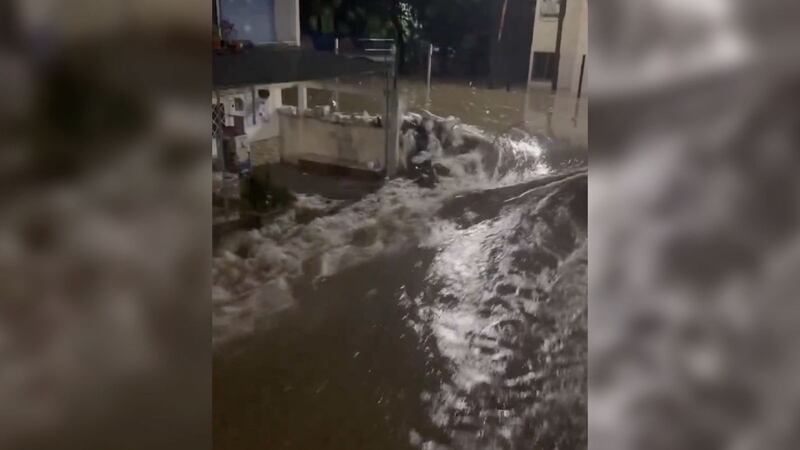 Deslave por lluvias ‘sepulta’ una escuela y casa en Naucalpan; hay 6 muertos y 3 heridos