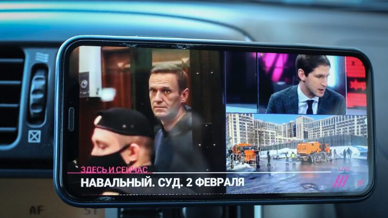 Rusia suspende operaciones de la red de Navalny por considerarla ‘extremista’