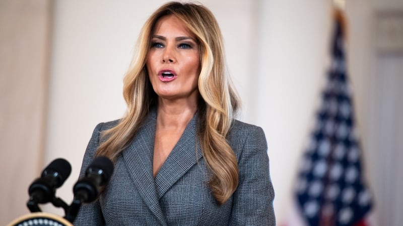 Melania Trump niega vínculos con Epstein tras críticas: ‘No soy su víctima ni me presentó a Donald’