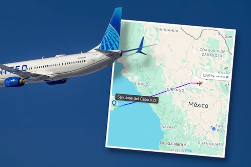 ¿Qué sabemos del vuelo de United Airlines que se declaró en emergencia y aterrizó en Monterrey?