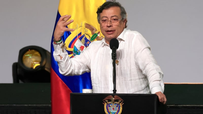 Colombia impone aranceles del 100% a Ecuador