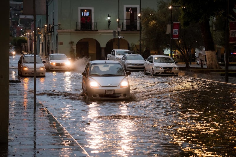 Nueva onda tropical amenaza con lluvias intensas a México: ¿Qué estados tendrán aguaceros esta semana?