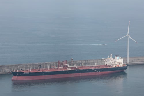 El petróleo se queda sin ‘colchón’: Guerra en Irán agota las reservas para enfrentar la crisis