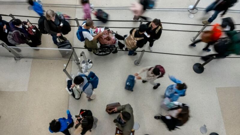 Estadounidenses le reprochan a Trump: 56% considera que sus finanzas estarían mejor sin los aranceles