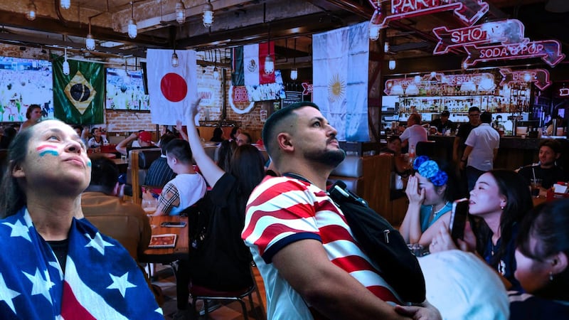 Mundial 2026 en México: Embajada de EU alerta a turistas por bebidas adulteradas en bares y fiestas