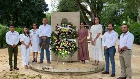 Muerte Reina Isabel II: Yucatecos le rinden homenaje en zoológico