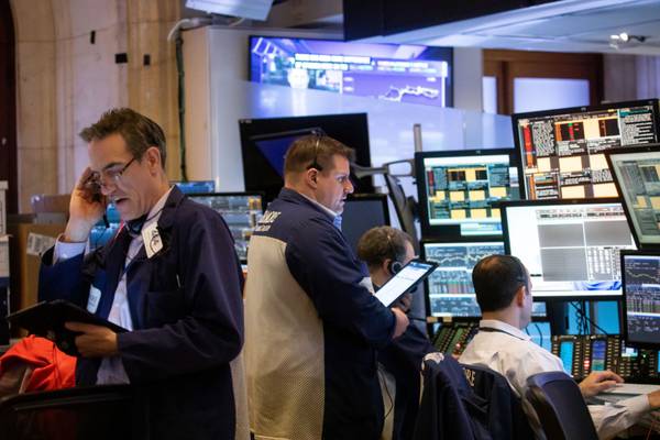 Wall Street abre optimista mientras espera las declaraciones de la Fed 