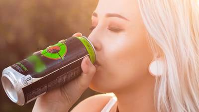 Bebidas energizantes: ¿Qué órganos daña su consumo en exceso?