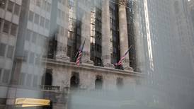 Wall Street ‘no da una’ y Dow Jones lidera caídas con 0.35%; Bolsa Mexicana acumula ganancias