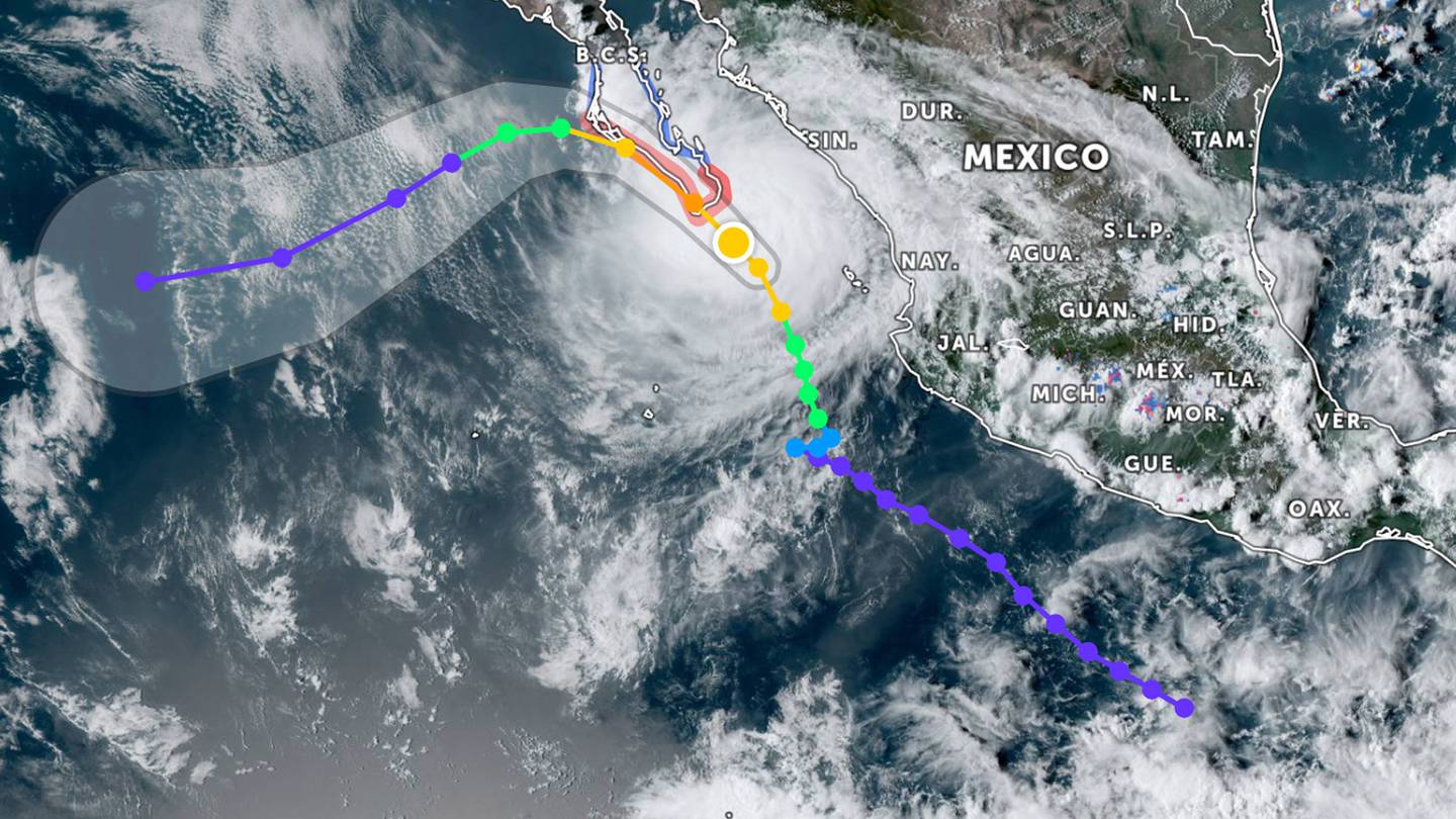 Así puedes seguir en vivo la trayectoria del huracán 'Olaf' que amenaza a  México – El Financiero