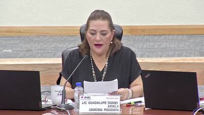 Presidenta del INE pide a aspirantes y funcionarios ‘comportarse’