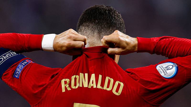 ¡Palmas para CR7! Cristiano Ronaldo donó camiseta firmada para la subasta solidaria por La Palma