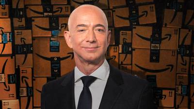 Analistas se ‘rompen la cabeza’: ¿Por qué Bezos compró una sola acción de Amazon? 