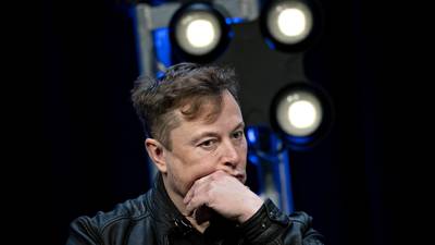 Elon Musk ‘no se deja’: Crea X.AI, su propia compañía de IA, para competir con ChatGPT