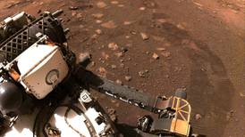 El rover Perseverance hace su primer recorrido en Marte: avanza 6.4 metros