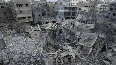 Israel bombardea barrios civiles en Franja de Gaza como castigo a Hamás