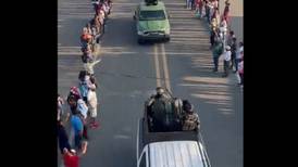 Hombres armados realizan desfile en Chiapas mientras gritaban arengas a Sinaloa