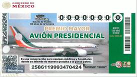 AMLO presenta diseño del ‘cachito’ de la rifa del avión presidencial